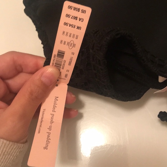 Victoria’s Secret lace/crochet push-up bikini top - Picture 6 of 7